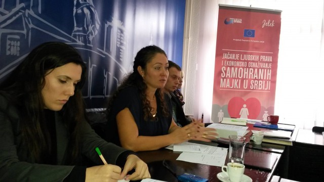 U okviru projekta Jačanje ljudskih prava i ekonomsko osnaživanje samohranih majki u Srbiji održan prvi radni sastanak u Kragujevcu