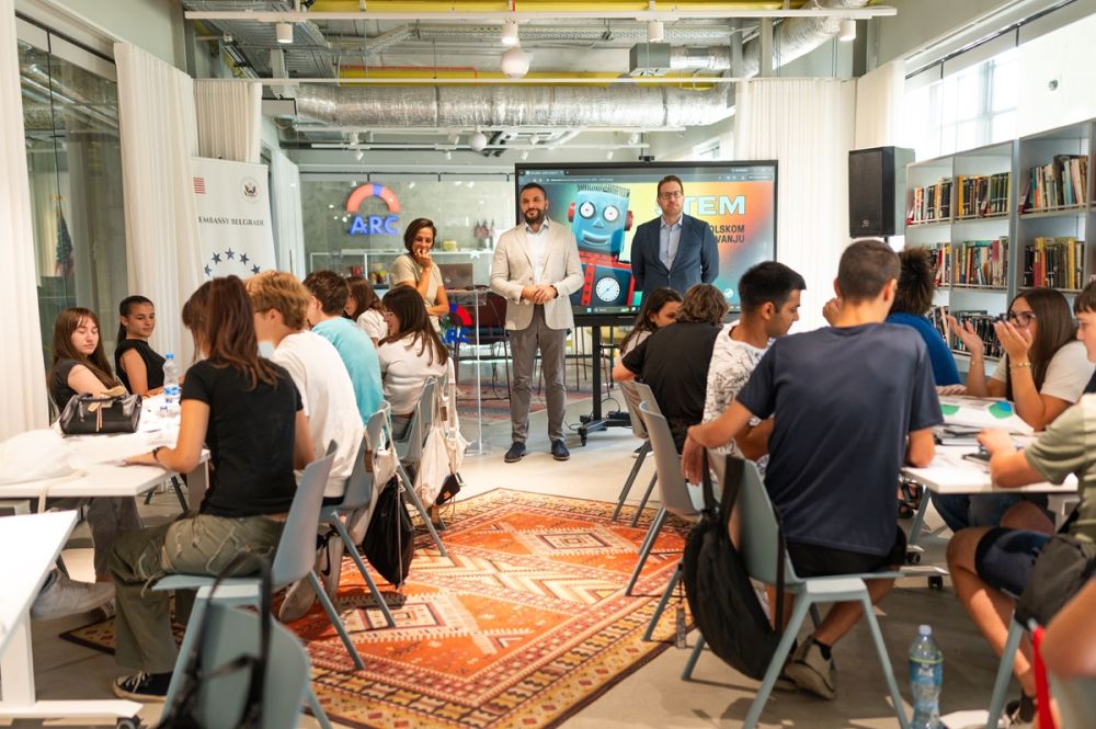 Mladi inovatori završili Arduino naučni kamp „Tehnologija koja rešava izazove"