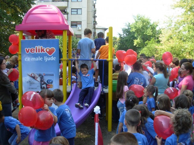 Obnovljeno dečje igralište u Čačku u okviru projekta Veliko srce