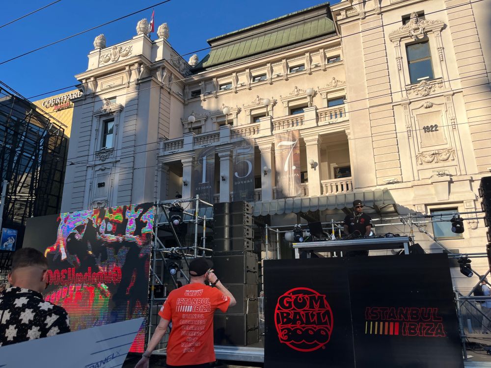 Gumball 3000 Foundation Supports Divac Scholarships for Serbian High School Students