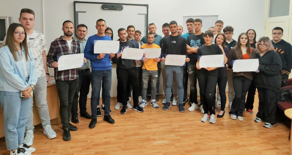 Omladinski fond Vranje i Fondacija Ana i Vlade Divac podržavaju realizaciju sedam omladinskih projekata