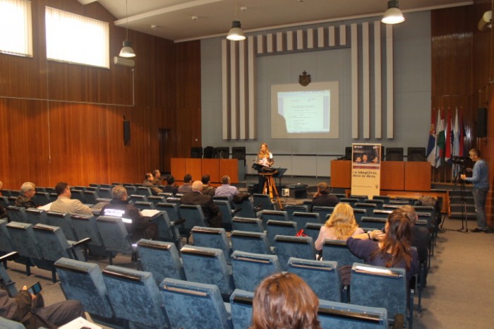 Training for Capacity building of local communities in response to emergency began today in the City of Subotica