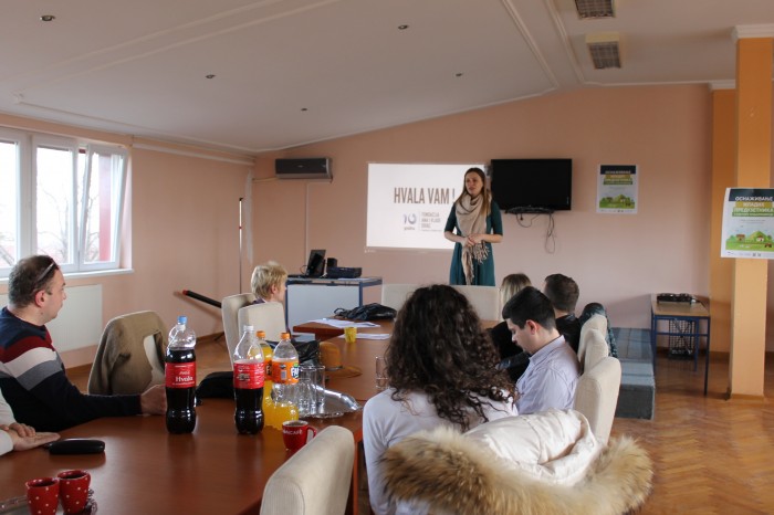 Predstavljanje projekta  "Osnaživanje mladih preduzetnika u sektoru poljoprivrede" u Rumi