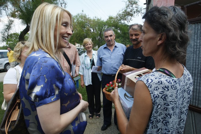 Stambeno zbrinjavanje i osnaživanje  izbeglih i interno raseljenih lica