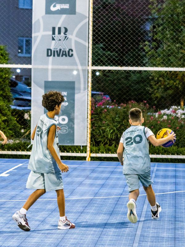 Fondacija Ana i Vlade Divac i Luštica Bay okupili mlade košarkaše na šestom Košarkaškom kampu
