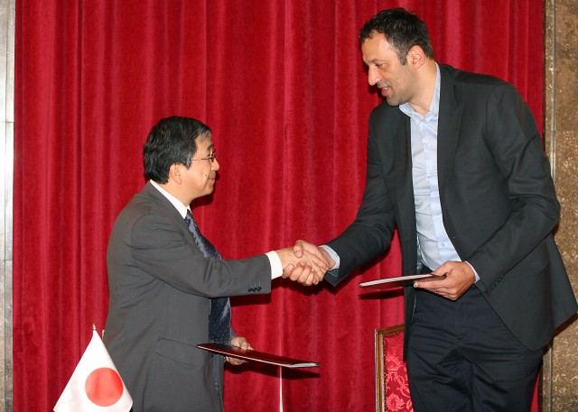 Fondacija Ana i Vlade Divac potpisala Ugovor o donaciji sa Ambasadom Japana